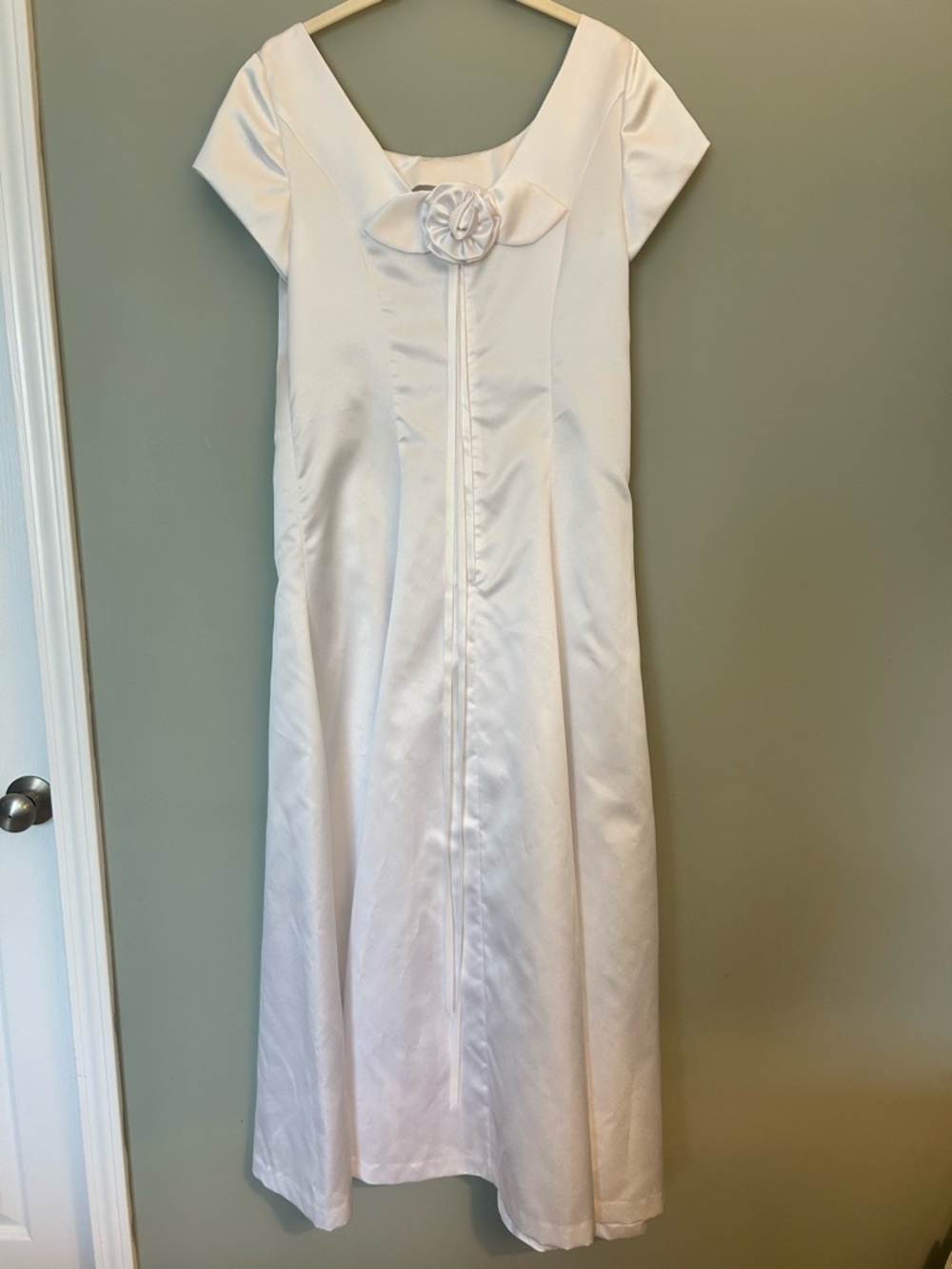 Vintage 80’s White Satin Women’s Gown Homemade Scoop-Neck Full A-Line Skirt - Picture 6 of 11
